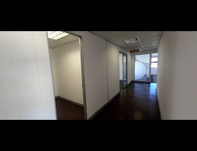 809M² OFFICE TO LET IN PAULSHOF
